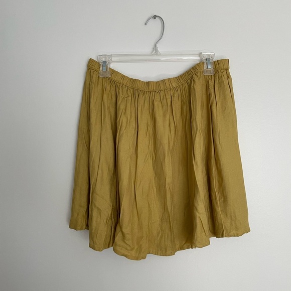 GAP Elastic Skirt - Picture 1 of 3